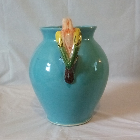 Italian pottery vase or pitcher parrot bird handle handcrafted vintage 8" 2 lite - Picture 6 of 9